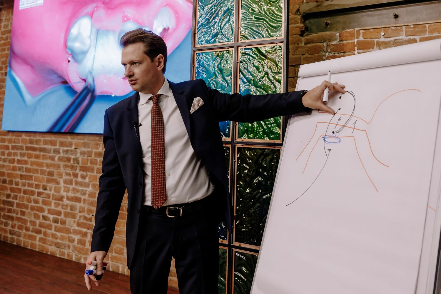 НАУЧНОЕ ОБОСНОВАНИЕ ПОДХОДОВ И АВТОРСКИЕ РЕШЕНИЯ